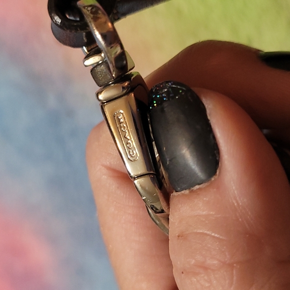 Coach - Picture 3 of 5